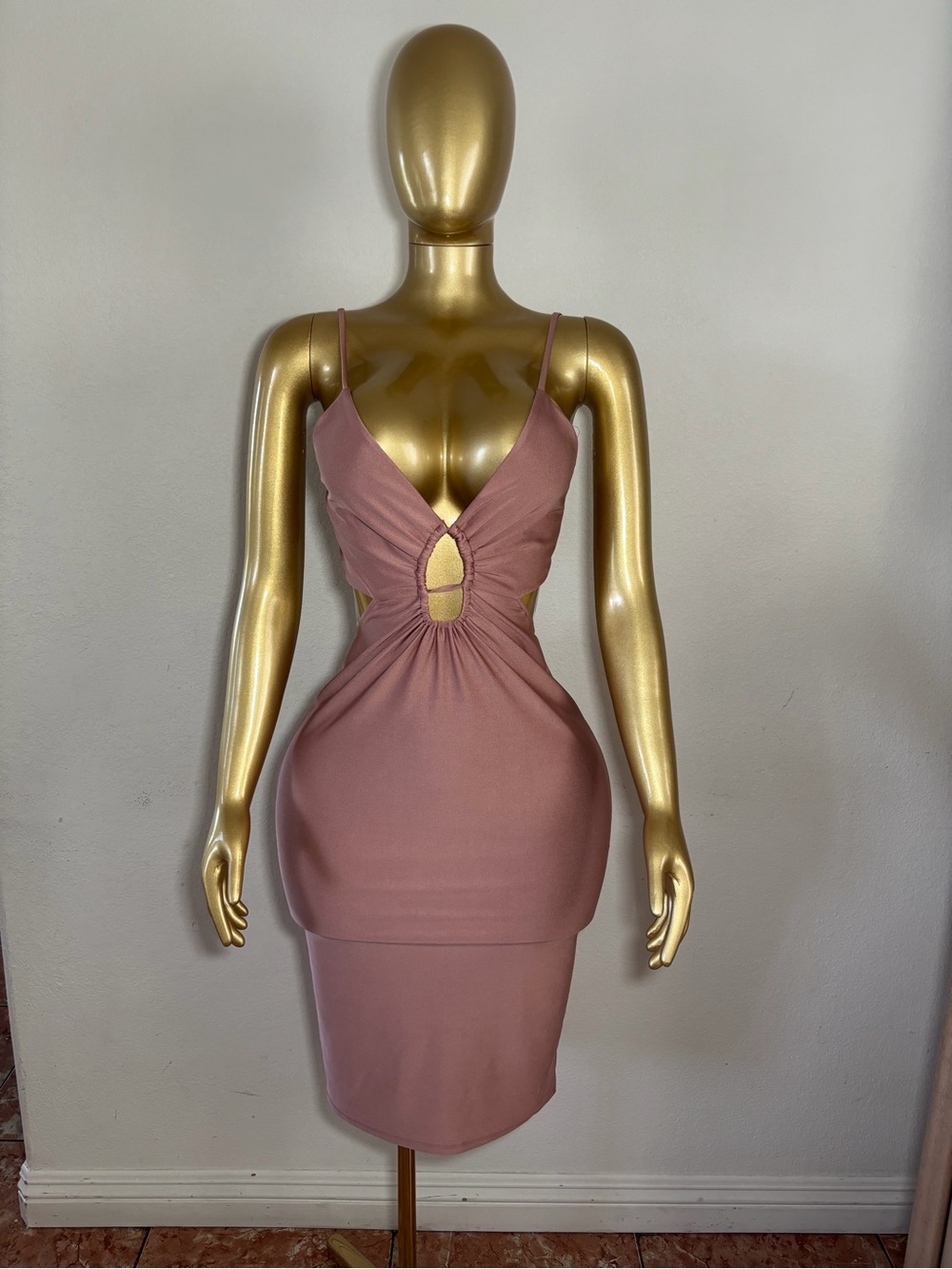 Sleeveless Rose Mauve Cutout Bodycon Dress